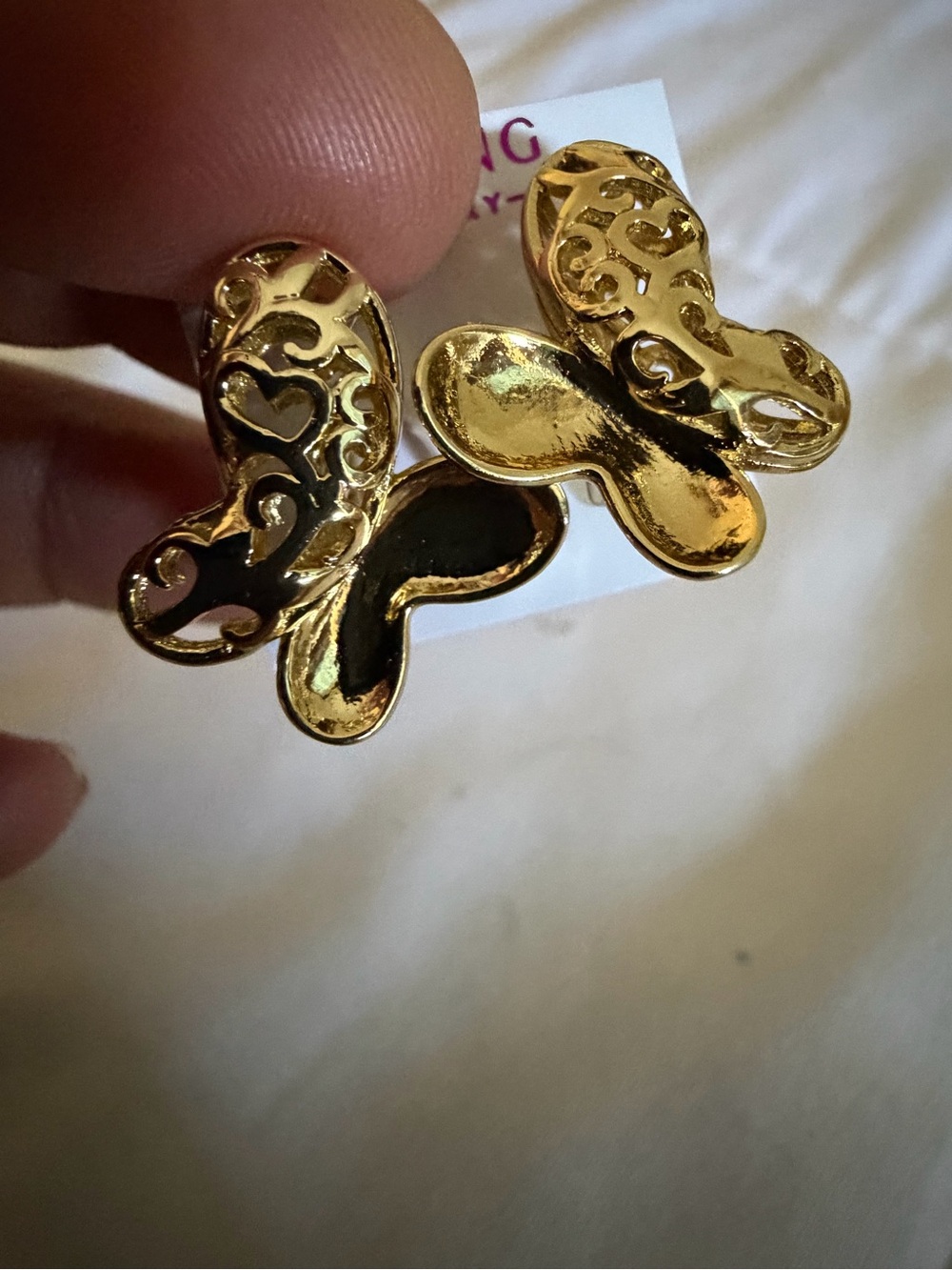 Ping Gold Butterfly Hair Clips - Decorative Cutout Design